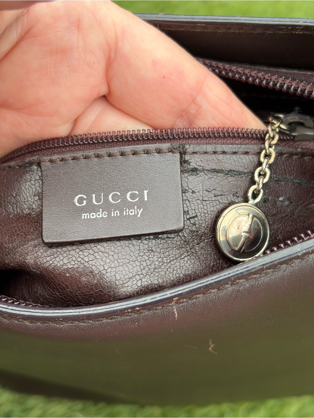 Auth Gucci Chocolate Leather Vintage Shoulder Bag Mod Pop Minimalist Style - Picture 8 of 14